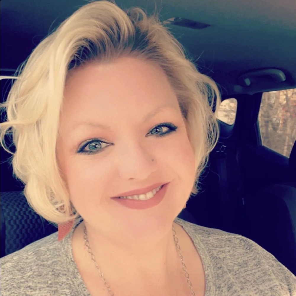 Meet your Posher, Vicki